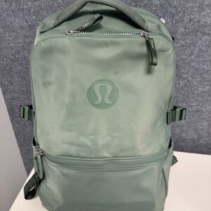 CLOSET SALE 20% off 3 items